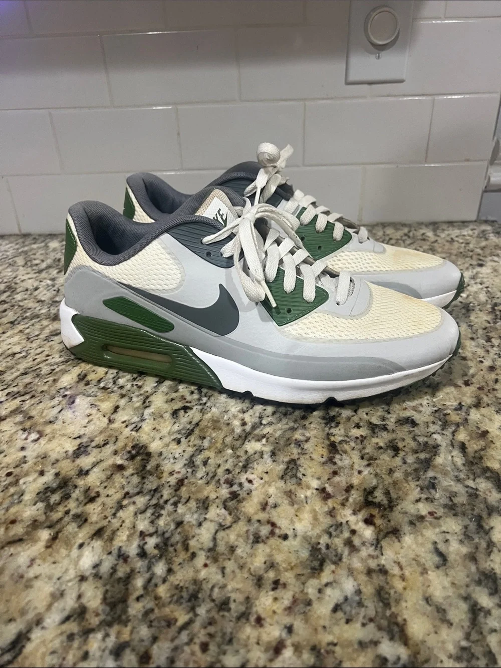 Nike low top